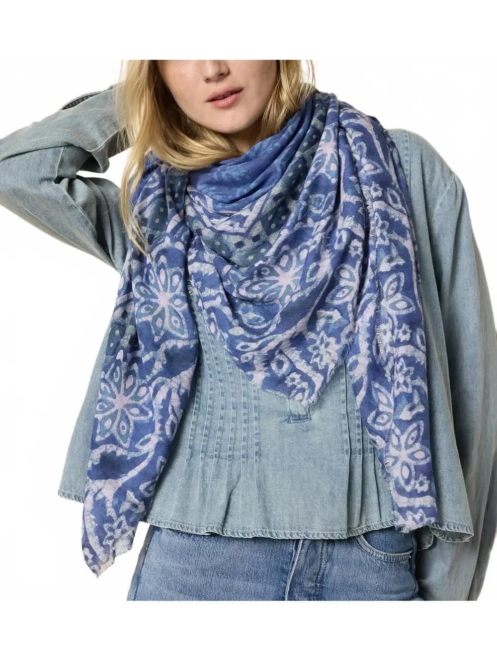 Natural Life Convertible Scarf NWT Navy Border